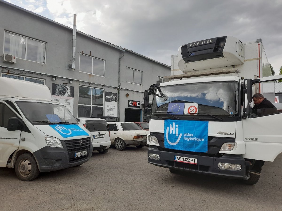 al_boinet's tweet photo. Une #logistique mutualisée en #Ukraine pour l’aide #humanitaire avec #Bioport, #Atlas logistique, le #RLH, un exemple efficace d’innovation.
@BIOPORT_LOG @BenoitMiribel @AtlasLogistique @CdCMAE @eu_echo @Solidarites_Int @JanezLenarcic @VOICEeu_
https://t.co/YZEm1n5apQ https://t.co/XjNdUbbMGj