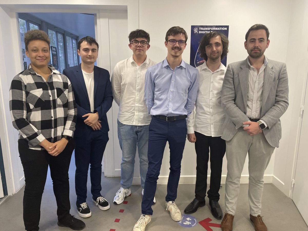 dimitry18's tweet image. Vendredi c'était notre #WarmUpDay, la présentation des projets de fin d'études des 3/5e année. Bravo à  à @Oakr_app élu meilleur projet EIP 5e année et à Yana coup de 💙 du jury. Félicitation à tous les groupes et merci au jury @Team6TM, @Le_Poool, @capgeminifrance et @yaakadev🙏