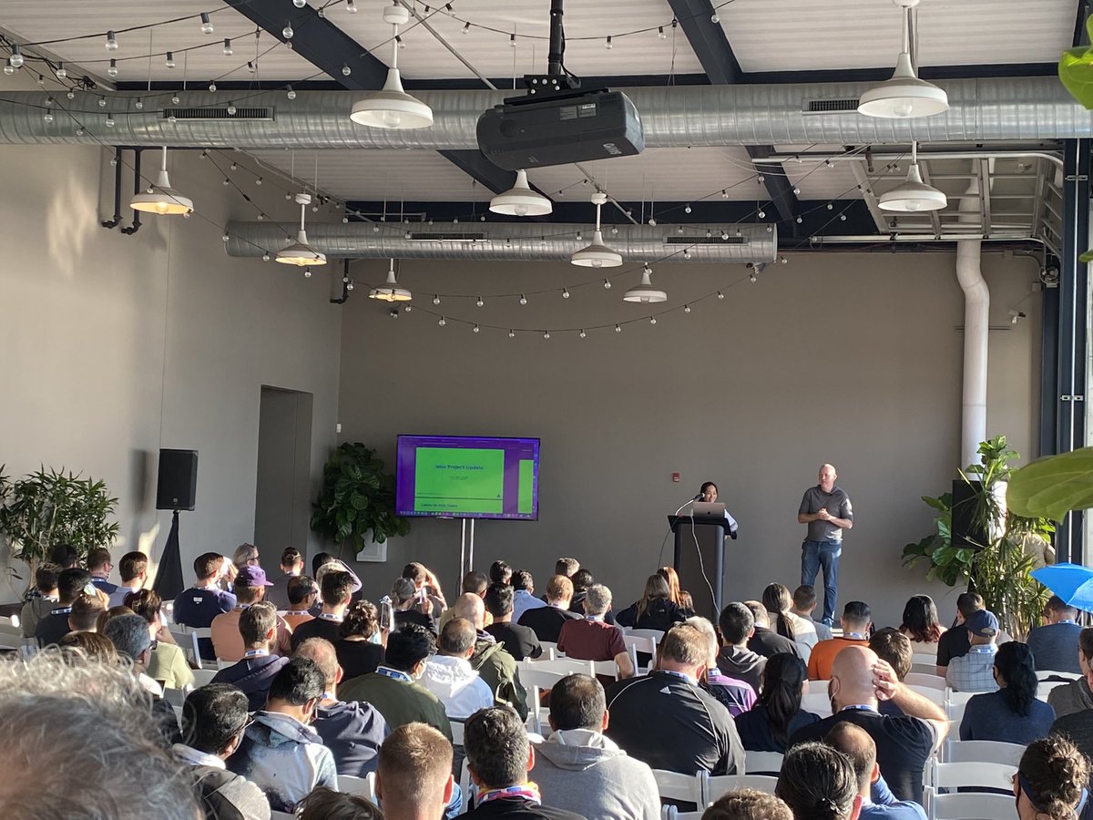 bgracely's tweet photo. Istio Technical Leader Louis Ryan from @googlecloud joins @linsun_unc to provide an update on the Istio project. #AppNetDay #KubeCon https://t.co/5tigbmXFxA