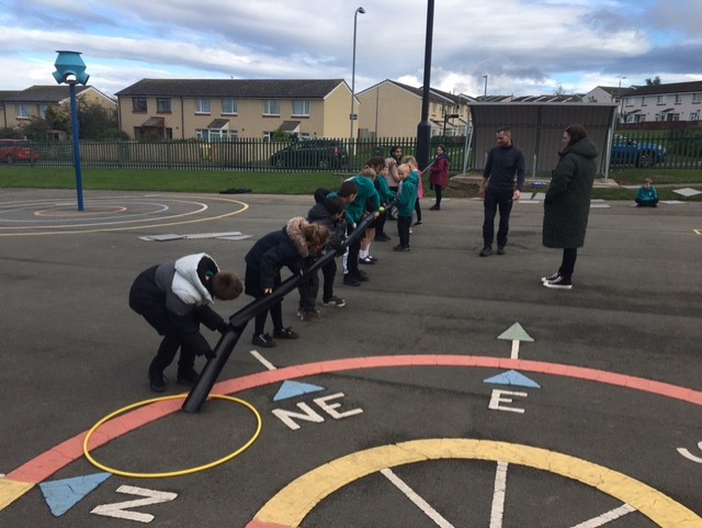 Awel had a lovely afternoon with Tom from @UrddConwy completing a variety of outdoor activities this afternoon! Hwyl a sbri!