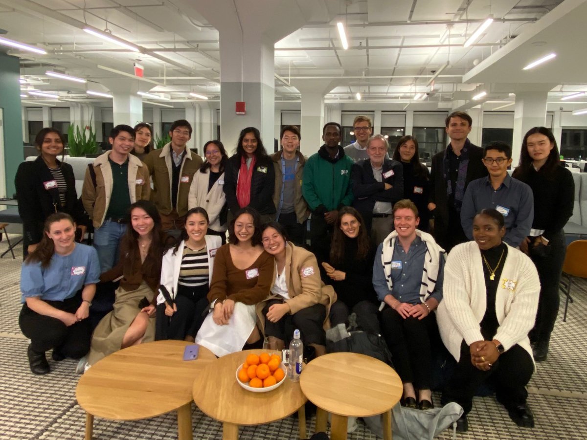hraadvisors's tweet photo. We had a wonderful time last week hosting @ColumbiaGSAPP students in our NY office. Alumni Geon Woo Lee, Sori Han, Laura Semeraro, and Eri Furusawa shared insights about HR&amp;A projects spanning multiple practice areas from #InclusiveCities to #Climate. #columbiagsapp https://t.co/RmVrJcDLpG