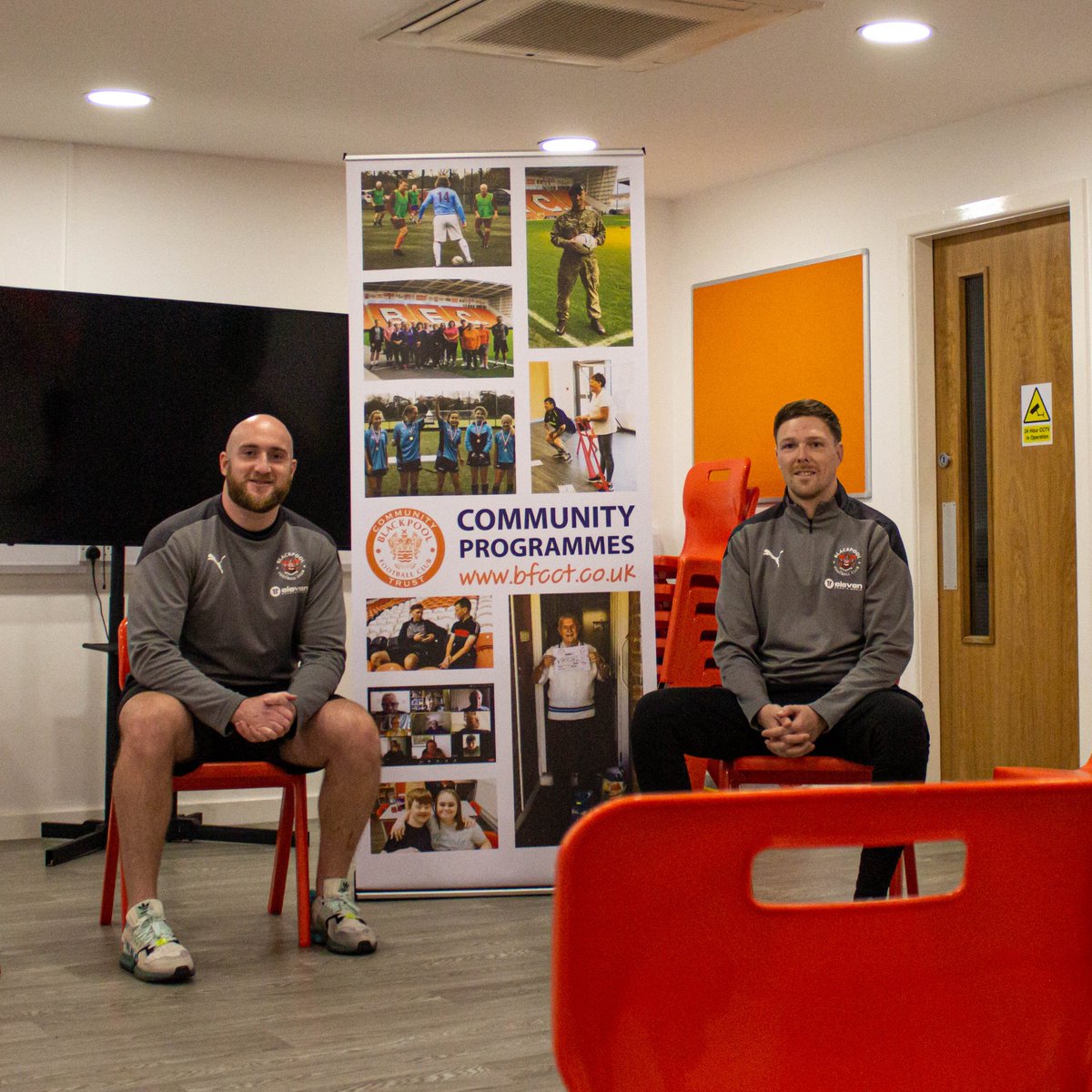 Blackpool FC Community Trust (@bfcct_) on Twitter photo Join Brett and Dan this evening at Get Vocal ๐ฃ๏ธ in the North Stand Community Hub at <a href="/BlackpoolFC/">Blackpool FC</a> ๐งก
Starting at 6pm, the two-hour session helps bring men together to talk and enjoy each other's company ๐
For more information contact ๐ info@bfcct.co.uk
<a href="/BpoolCouncil/">Blackpool Council</a> Join Brett and Dan this evening at Get Vocal ๐ฃ๏ธ in the North Stand Community Hub at <a href="/BlackpoolFC/">Blackpool FC</a> ๐งก
Starting at 6pm, the two-hour session helps bring men together to talk and enjoy each other's company ๐
For more information contact ๐ info@bfcct.co.uk
<a href="/BpoolCouncil/">Blackpool Council</a>