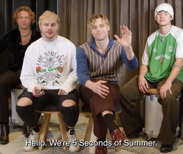 highontwl's tweet photo. 5sos’ THE pictures (a thread) https://t.co/eToX4l8ebS
