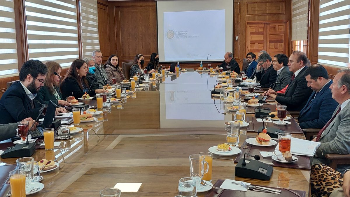 U. de La Serena tweet media