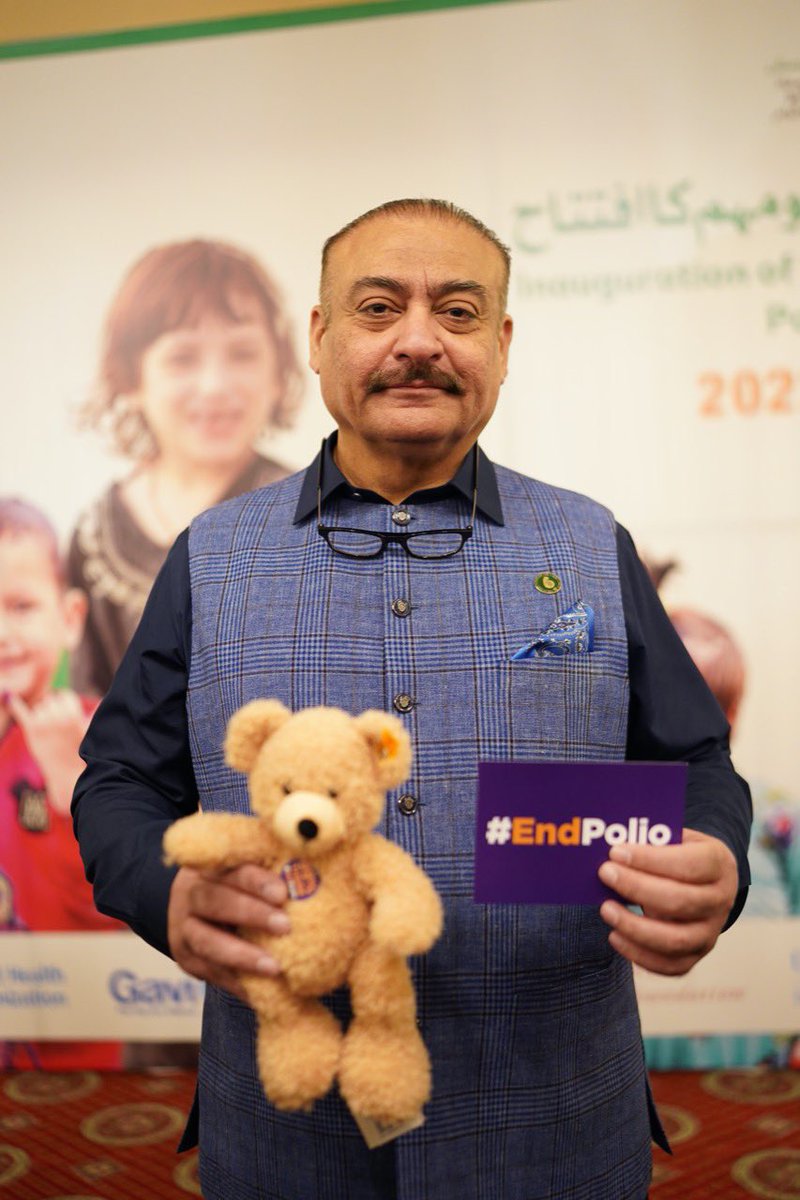 CoordinatorNeoc's tweet photo. Because it’s important to remember that every polio ‘case’ is a child paralyzed. The Government and #Polio partners come together on #WorldPolioDay for children in #Pakistan and the world. Thank you @Rotary for initiating the journey to eradication. Together we will #EndPolio https://t.co/bBDcnsxpTg