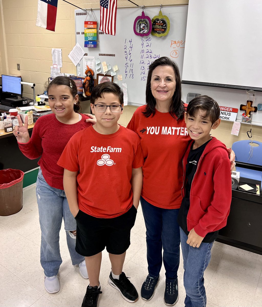 #RedRibbonWeek 📌 #proudtobedrugfree 🚫 #APStin ✨ #SkyhawkPride 💙💚 #imsogladwehadthistimetogether ⏳