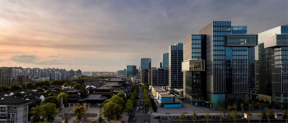 aasarchitecture's tweet photo. Farrells completes Hangzhou Winland Center
#architecture #mixeduse #farrellsarchitects https://t.co/yMw5HT9DJo https://t.co/ax7GgOG8mt