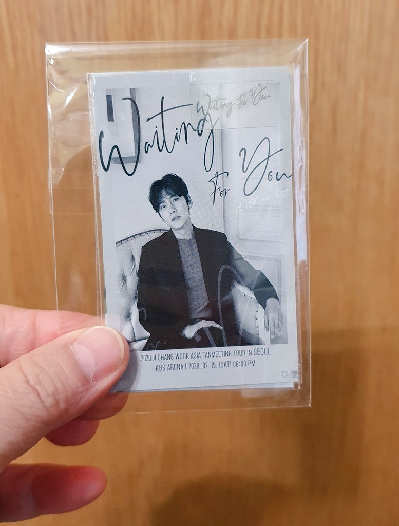 cherry8968's tweet photo. 곶감님 전차스는 잘 보관했다가
핸드폰 바꾸면 붙일꼬에요~~~
욱이 거울도 잘 쓰고 있어요 ㅎ
나눔 감사해요 💕

@llll0705llll https://t.co/zG7CgPqRh8