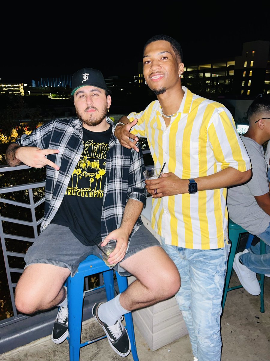 theomariiman's tweet photo. Popping shit 🔨 https://t.co/eoDvJSJnaZ
