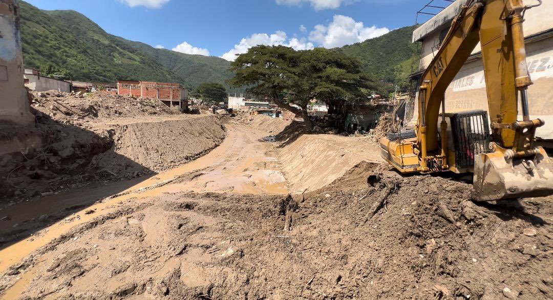 mippci_ven's tweet photo. #24Oct|🇻🇪 🗺️ ¡ETIQUETA DEL DÍA! ▶️ 

#VenezuelaVamosPaLante

¡Las Tejerías y El Castaño renaciendo como el Ave Fénix! https://t.co/Qw9N8ktbHJ