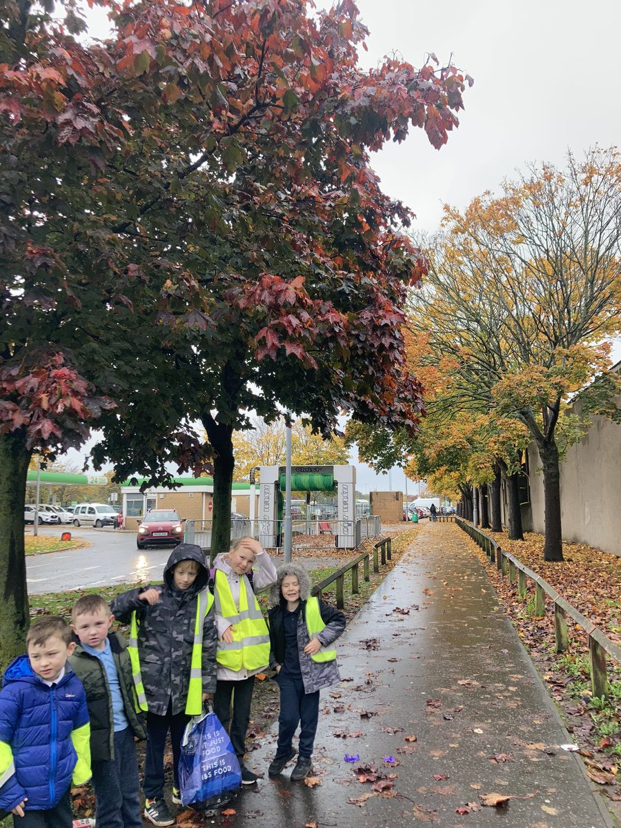 ibroxprimary's tweet photo. Preparations have started. Tutti Fruit Tuesday Halloween Special 🎃#Shopping #Asda #chopping #Settingtable #Timestables ✖️ https://t.co/6Lbeg8DIBe