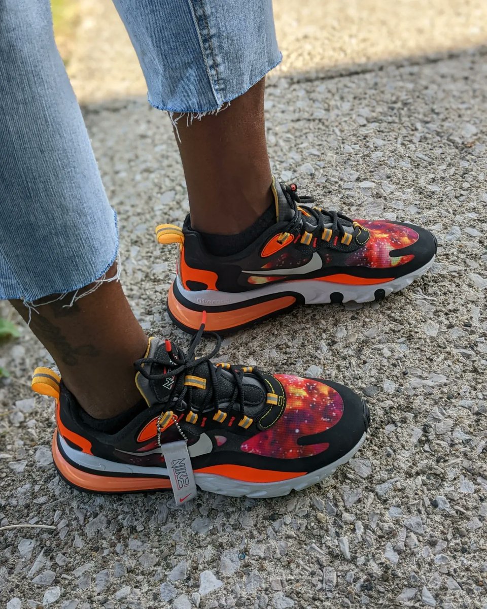 amcmath04's tweet photo. Sunday! #KOTD #Nike #AirMax #270React #Supernova #ashwithkicks #soleangles #snkrsliveheatingup #queenofsoles #shoesofresh #thesolefirm #respectherstyle #sneakersisterhood #wearyourshoes #yourshoesaredope #wearyourshoes #respectfemalesneakerheads https://t.co/VzcrRBT8pp