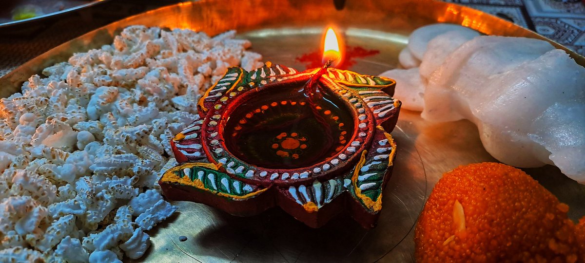 ReshmaKashyap1's tweet image. आप सभी को दीपावली की हार्दिक शुभकामनाएं। 
#Diwali2022 #blessings #toall