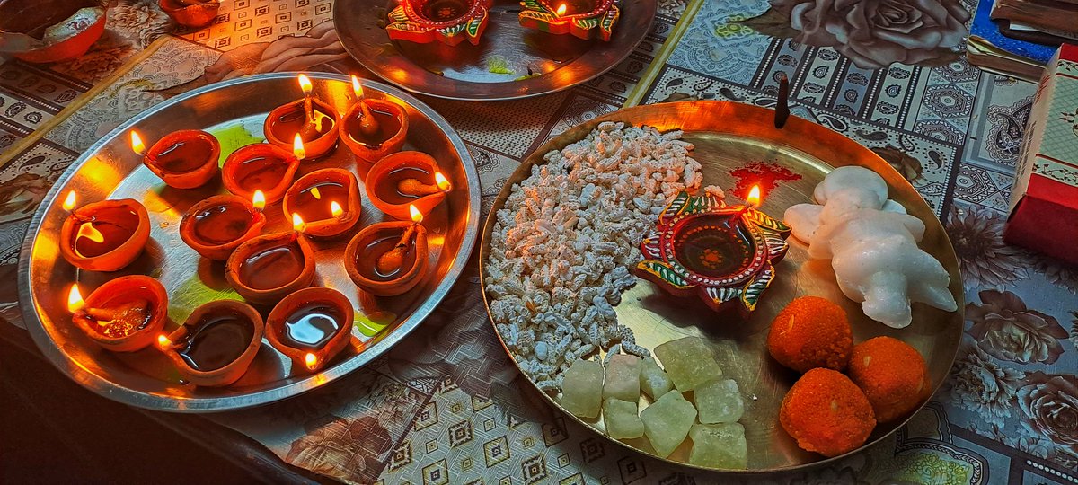ReshmaKashyap1's tweet image. आप सभी को दीपावली की हार्दिक शुभकामनाएं। 
#Diwali2022 #blessings #toall
