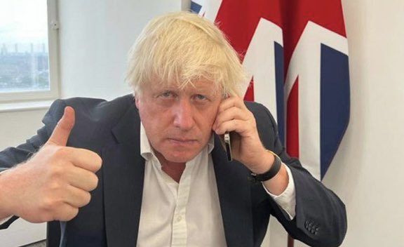 PeteCooper100's tweet photo. The humiliation for the lazy blonde blancmange is complete. Having dashed back from yet another holiday expecting to be crowned as the Tory saviour he found there wasnโt 100 MPs who wanted him back. And now his nemesis #richboyrishi has got to be PM. #BorisJohnson #JohnsonNever https://t.co/OBEA1fvNRx