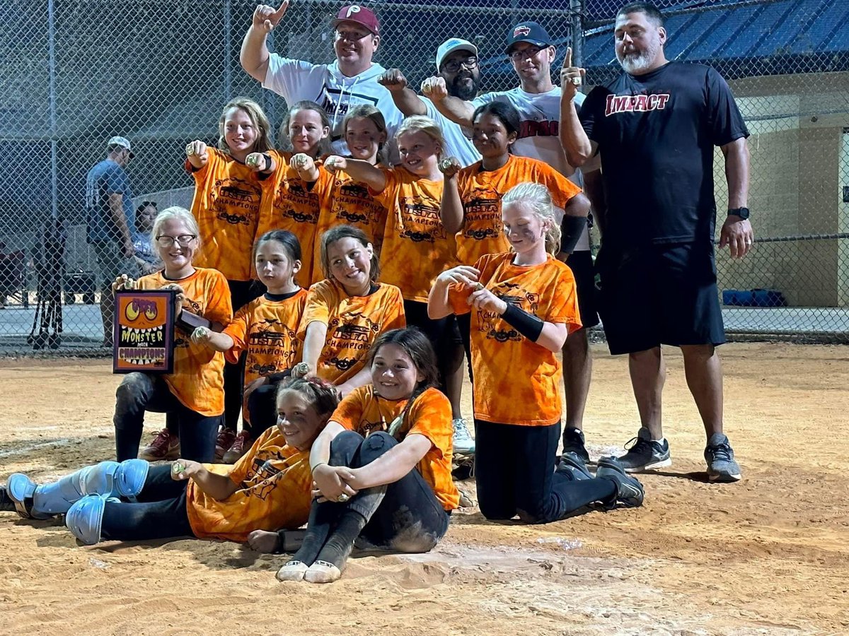 Coach Castro-74 tweet media