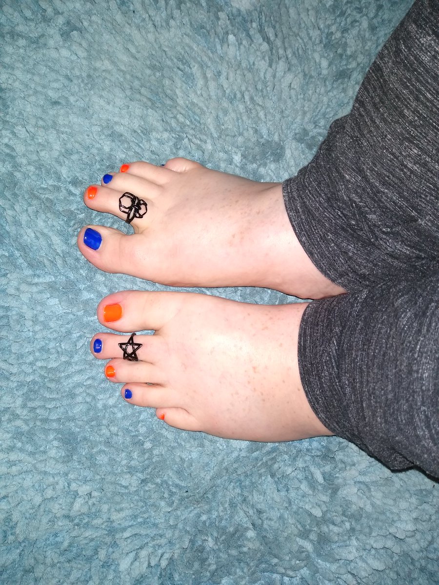 FreckledFatFeet's tweet photo. @Thetoesfinder_1 Good morning! https://t.co/H3VHlvJS53