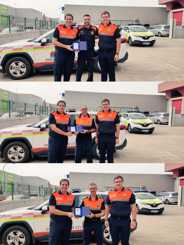 VPCMalaga's tweet photo. 📣#INFORMACIÓN |

#Reconocimiento 🏅 a los distintos organismos con los que hemos 🤝🏻 #Colaborado ☑️ a lo largo de estos 3️⃣0️⃣ años de #Servicio 📝 a la ciudadanía 👥 #Malagueña.

#30AniversarioPCMálaga 🎖️

#SiemprePorTi ✅ #PCMálaga 🛡️ https://t.co/6aOprbiGuU