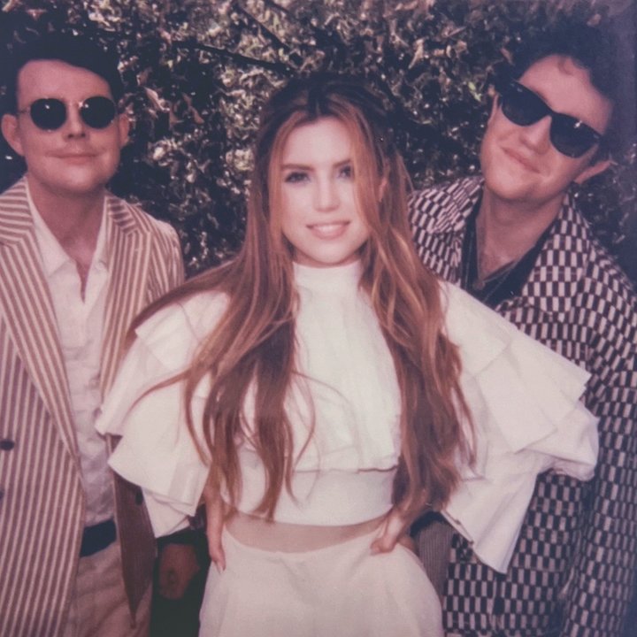 Newly defined <a href="/echosmith/">Echosmith</a> looking forward to returning to #Toronto: 'A great city' with 'a lot of good food,' 'a lot of sweet people'; catch them tonight <a href="/TheGreatHallTO/">The Great Hall</a> Read our chat with <a href="/NoahSierota/">noah sierota 🐝</a> here: bit.ly/echosmith2022 #coolkids