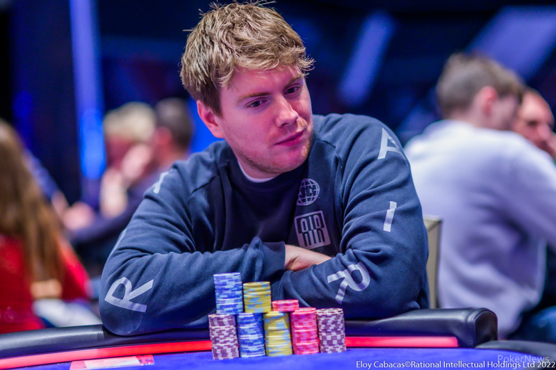 Live Poker Updates tweet media