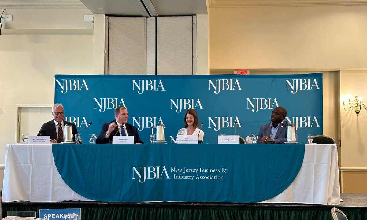 What a great day spent at @NJBIA’s recent 2nd Annual Energy Conference discussing the new & emerging technologies that will help #NJ cut in-state greenhouse gas emissions. Our very own @DavonMcCurry participated in the #offshorewind development panel.