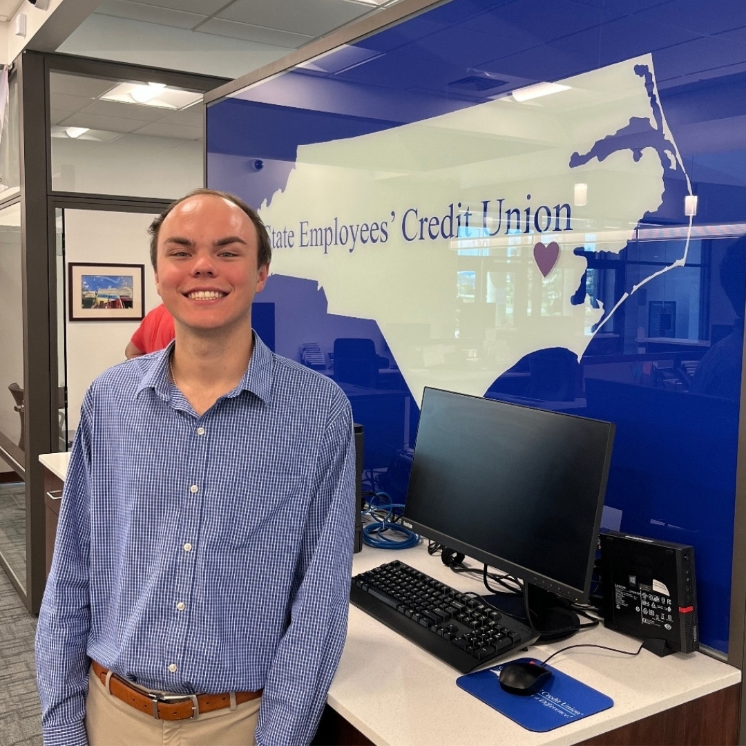 ECUCOB's tweet photo. #Congrats to this week's #ECUCOB #Internoftheweek, management senior AJ Hendley! AJ has the opportunity to intern with State Employee's Credit Union this past summer! #WeBuildLeaders โ ๏ธ๐
Learn more about AJ!โคต๏ธ
https://t.co/mZUZn5awNy https://t.co/rCdSgbBJsx