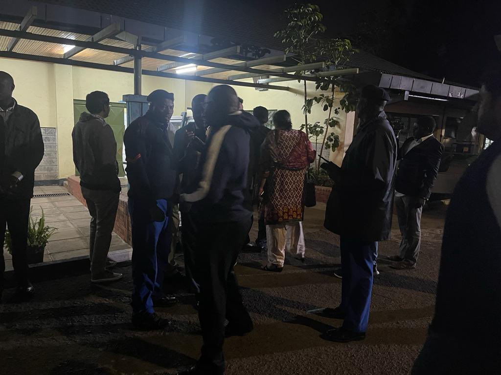 Imran Riaz Khan tweet media