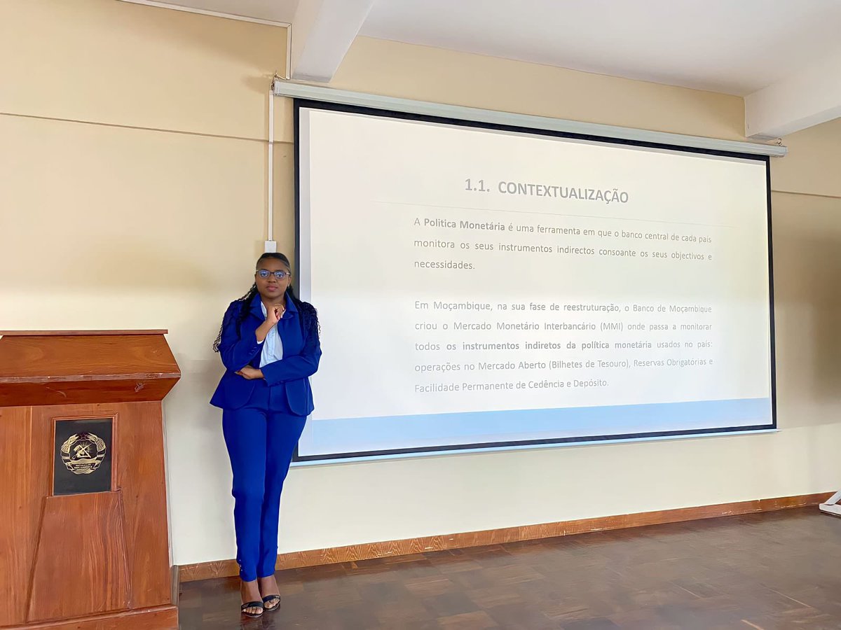 shisleymircea's tweet image. Mulher com Força de Homem 🥰❤️ Determinada;Ousada; Batalhadora;Inteligente 😇 O que Deus planta 🪴 pode até demorar mas a colheita é certa. #mulherempoderada #dra