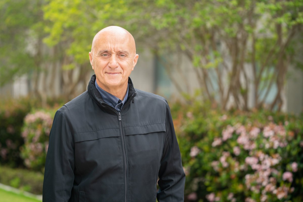 The University of California, Irvine today announced an endowment from Estée Lauder to establish an epigenetics fellowship in honor of the late Paolo Sassone-Corsi, PhD, who was director of the UCI Center for Epigenetics and Metabolism. Learn more: news.uci.edu/.../estee-laud…