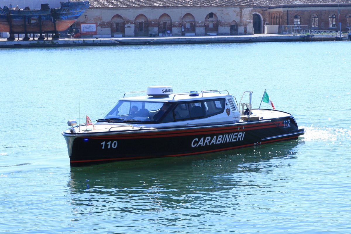 CosimoDina's tweet photo. #fattoinitalia Cantiere SanPietro di Castello "Motovedetta classe 100" prodotto nel cantiere di Venezia per i Carabinieri. #vedetta #pattugliatore https://t.co/M3bL1vVVBL