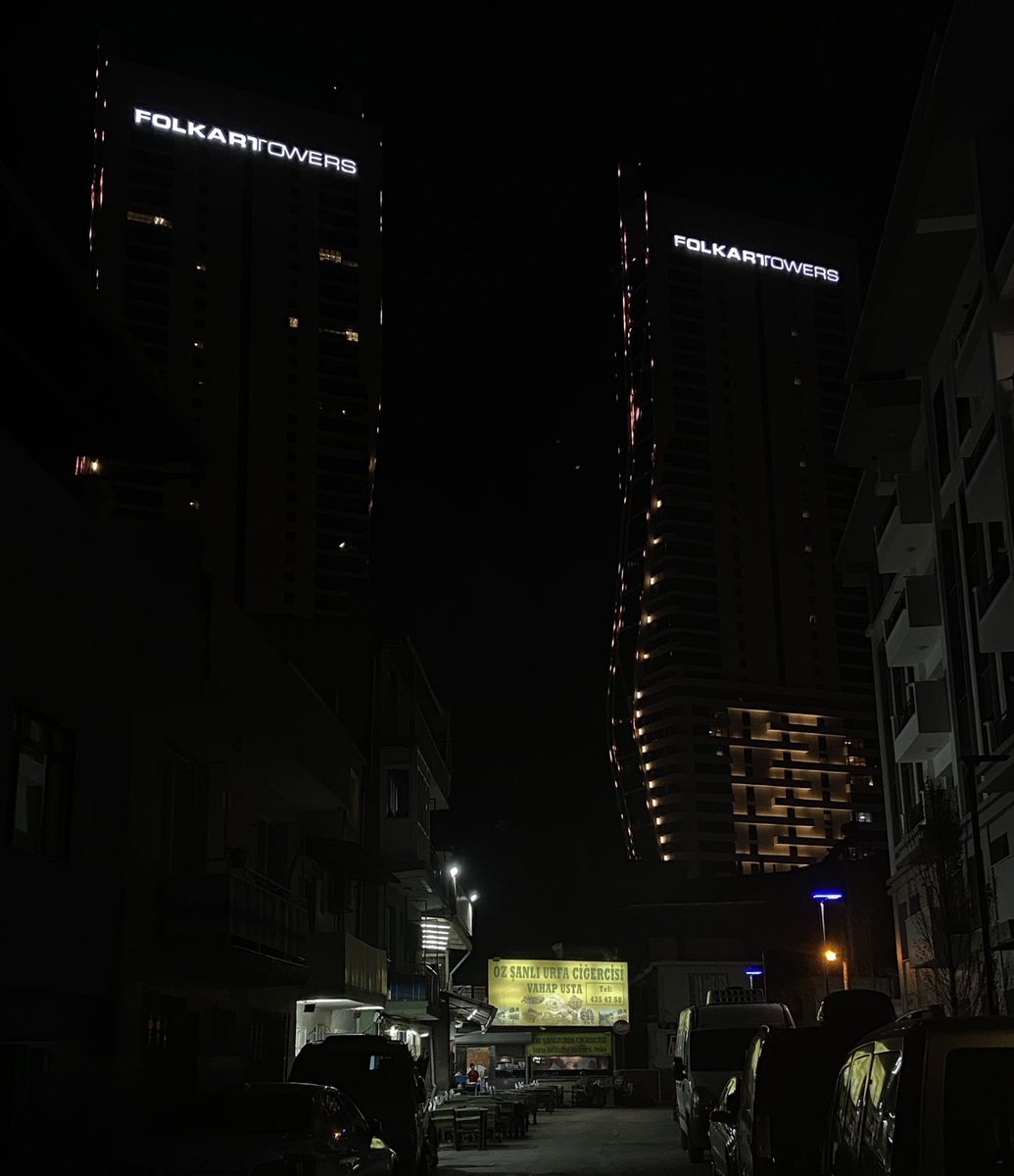 emrenin lahmacununu öve öve bitiremediği o ciğerci: