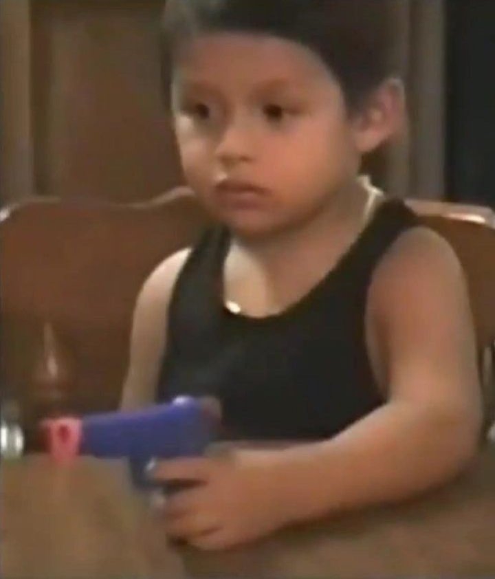 Ioveuben's tweet photo. HAPPY BIRTHDAYYY DAVID!! WE LOVE YOU <333 
@DavidCastanedaJ https://t.co/bVQqKcBiPA