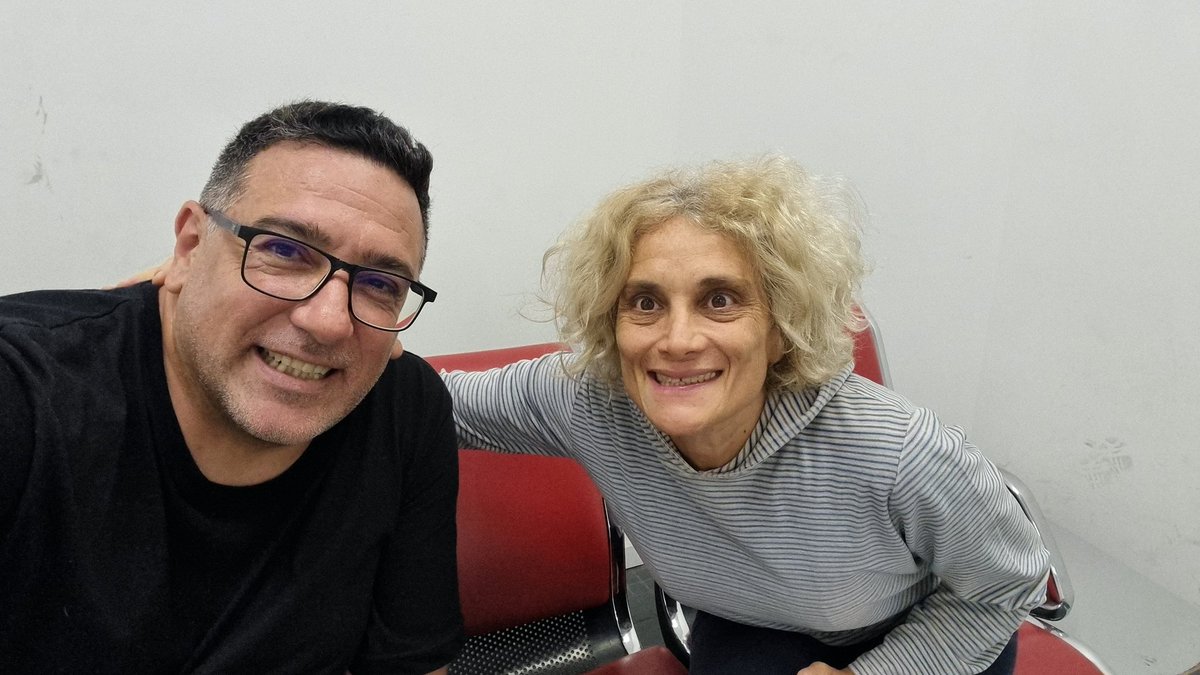 arielviano's tweet image. Hoy Sabrina Basile es una PRESA POLÍTICA
Les agradece a todos los que le mandan mensajes de apoyó y fuerzas
Lo hablamos recién, uno puede NO compartir la forma, pero insultar no es un delito
Que todavía siga detenida es sólo para meternos miedo a los ciudadanos

#LiberenASabrina