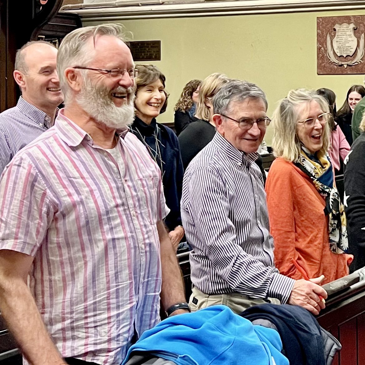 IrishNatOpera's tweet photo. Singing in Italian AND French you say? 
Ha, not a bother, we’re pros 😉

#SingWilliamTell #WorldOperaDay #UnboxingOpera 

@opwireland @Sing_Ireland https://t.co/0EPvuBWsWf