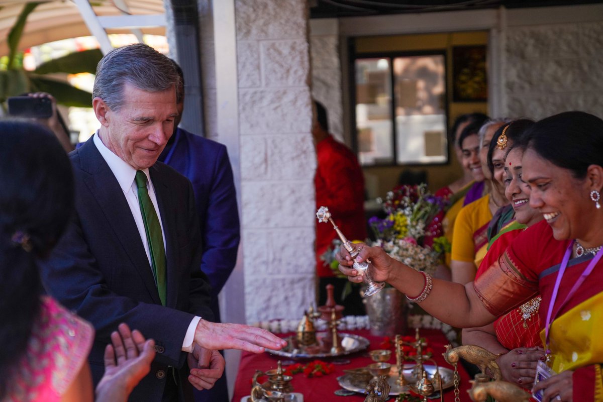 We hope the holiday brings peace, joy and prosperity for all, especially for our Hindu, Sikh, Jain and Buddhist communities across the state. Gov. Cooper celebrated Diwali today at Sri Venkateswara Temple and BAPS Shri Swaminarayan Mandir in the Triangle.