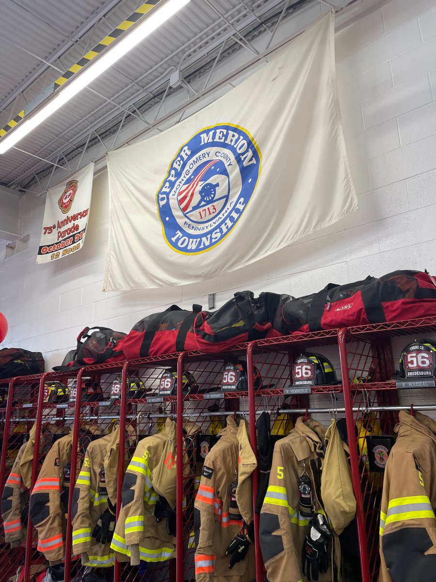CleanEarthInc's tweet photo. Clean Earth was proud to be a sponsor for King Of Prussia District's First Responders Appreciation Week. Today, team members served food to Firemen, Police and EMS to thank them for their service. Happy #FirstRespondersAppreciationWeek. https://t.co/mfjSVWpcDB