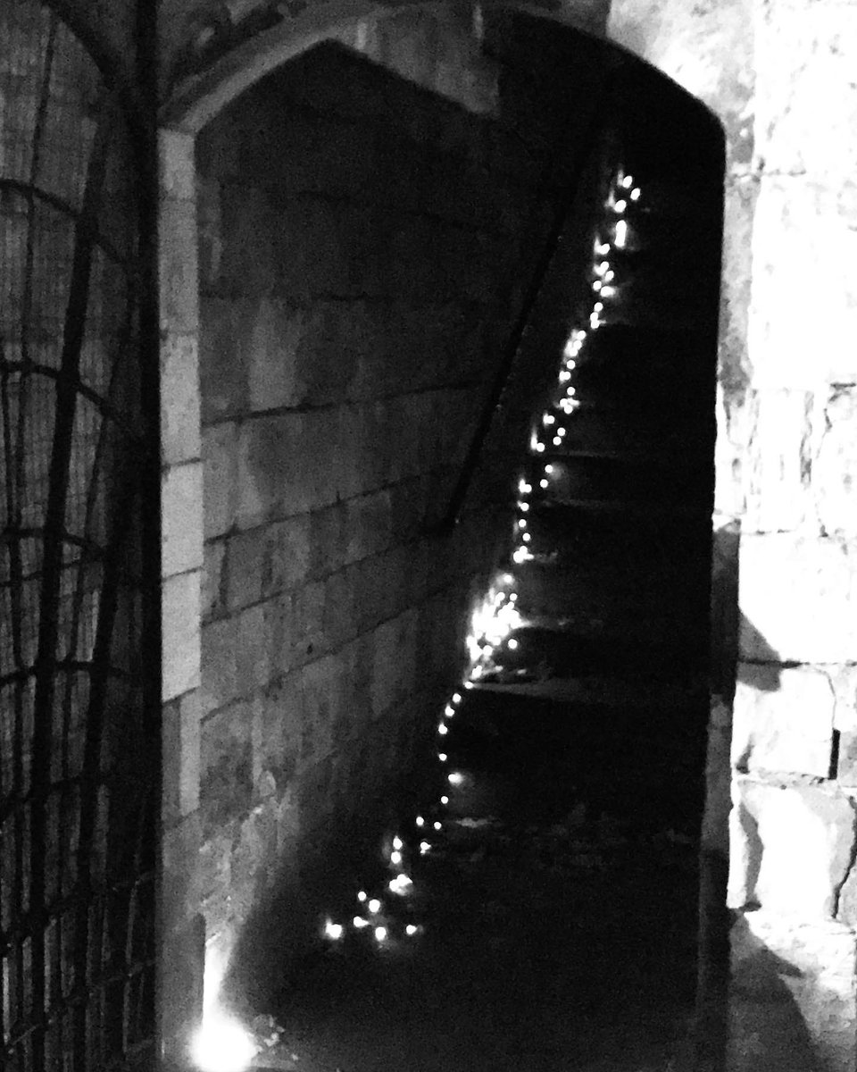 YorkWallsFest's tweet photo. #YorkWallsFestival Extra: #TwilightWalls is this Thurs &amp; Fri! #WalkTheWalls Bootham Bar-Monk Bar 19:00-20.00, plus #LiveMusic &amp; #FairyLights! Get your £1 🎟-search ‘twilight walls’ on Eventbrite. Donations welcome; proceeds to t’festival! @VisitYork #HalfTerm #York @CityofYork https://t.co/wMB4zb8ag0