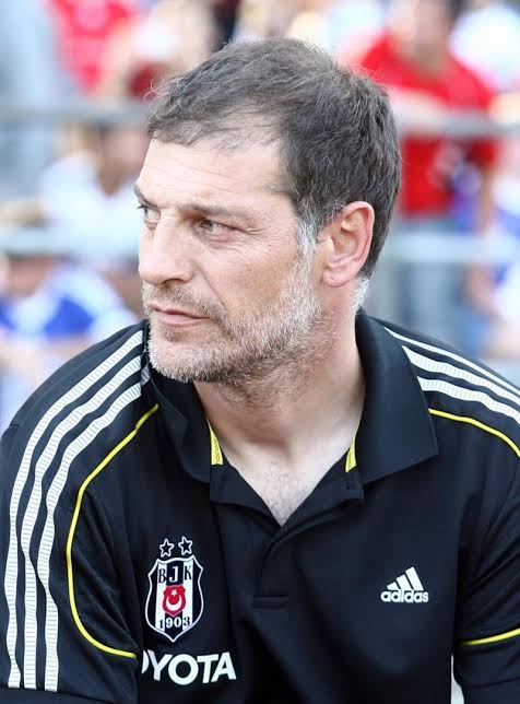 Ergin Aslan: "Beşiktaş, Slaven Bilic ile şampiyon olamadı ama devam etti. Çünkü mesele skor değil. Puan durumu da değil. Beşiktaş taraftarı bilir, görür her şeyi. Ortaya bir oyun koyamıyorsun sen. Tepki buna."