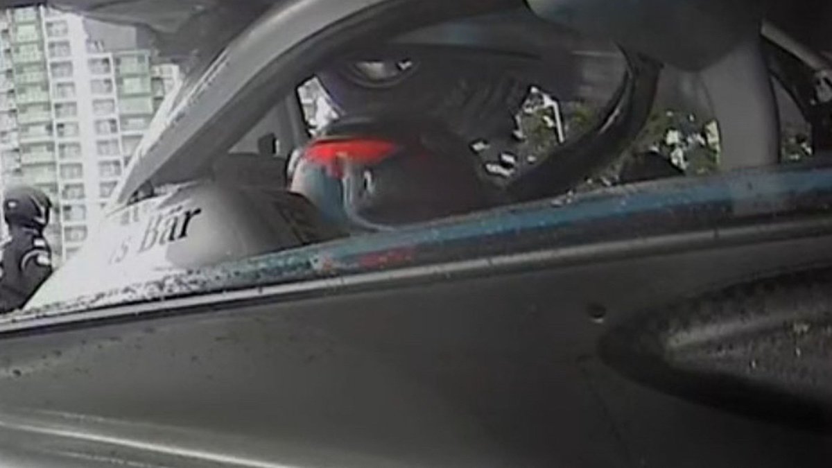 MagicLonsu's tweet image. Tuve un accidente escandaloso