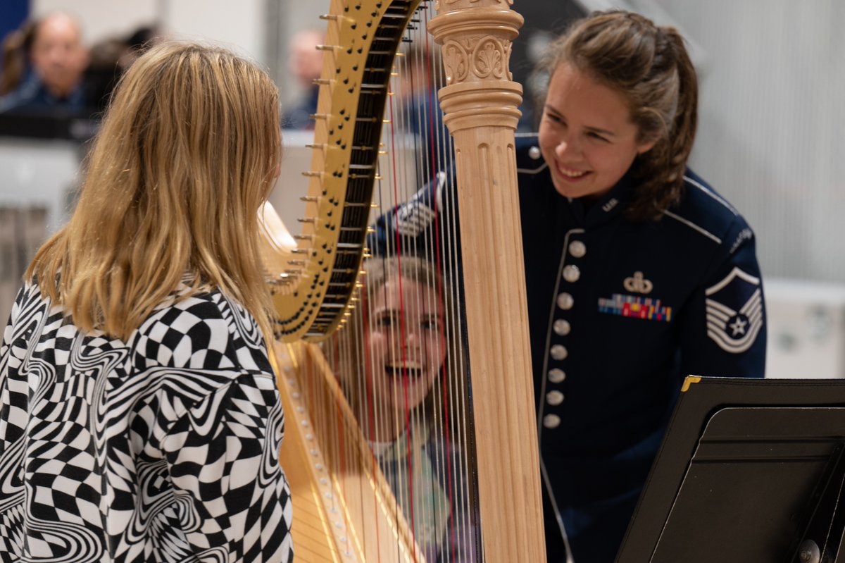 The USAF Band tweet media