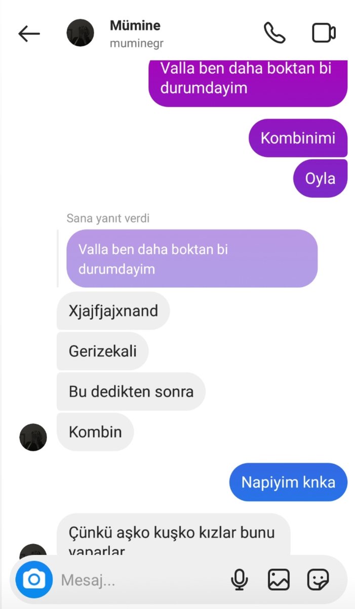 zehra_eroglu_'s tweet photo. Kimse aşko  kuşkoluğumuzu  sorgulamasin  en kötü halimizde bile.. https://t.co/8gUwE8bOLq