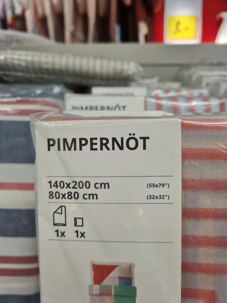 NicoleVPunkt's tweet photo. Der Produktname für diese Bettwäschegarnitur von #IKEA ist ja  schon sehr gewagt 😂😂😂 https://t.co/12jwzbucgU