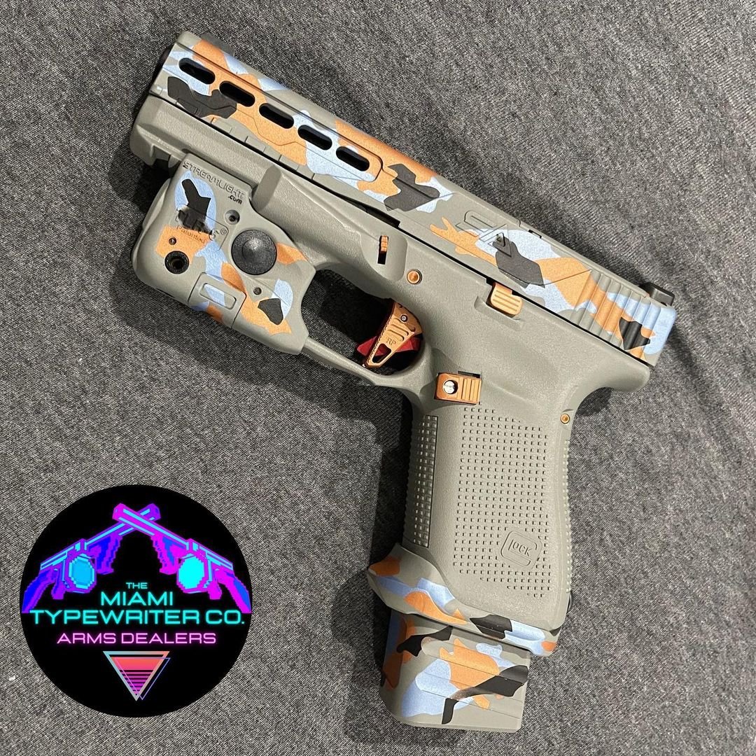 RangerProofSwag's tweet photo. Come check out this custom G19 Gen 5 RMR with a Sylvan arms slide and trigger. Our very own Long Ranger triggers are perfect for those who don't fully fire their weapon as much but still need the extra distance they can provide when needed most 🔥🔥🔥

📷 themiamitypewriterco https://t.co/pkiaizTqIE