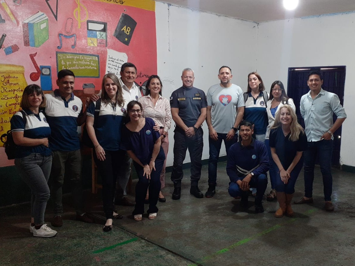 DuttoManuel's tweet photo. #Hoy estuve en la #UPIV donde se realizó el Curso de #RCP organizado por la Coord de Escuelas en Contexto de Privación de la Libertad, en el que participaron alumnos, docentes y personal penitenciario.
¡Muy buena iniciativa este curso para todas las unidades del #SPP!👏🏻 https://t.co/sUz1qbOYI1