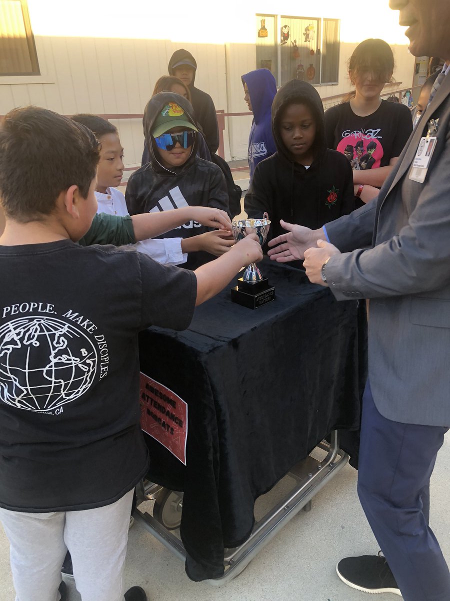 Edison_OMSD's tweet photo. So proud of our Third Place District-wide Attendance trophy! On display at this morning’s walk-and-talk for all to enjoy... you matter. Nice job being at school on time Bobcats! #EdisonStrong https://t.co/l6PTgr3her