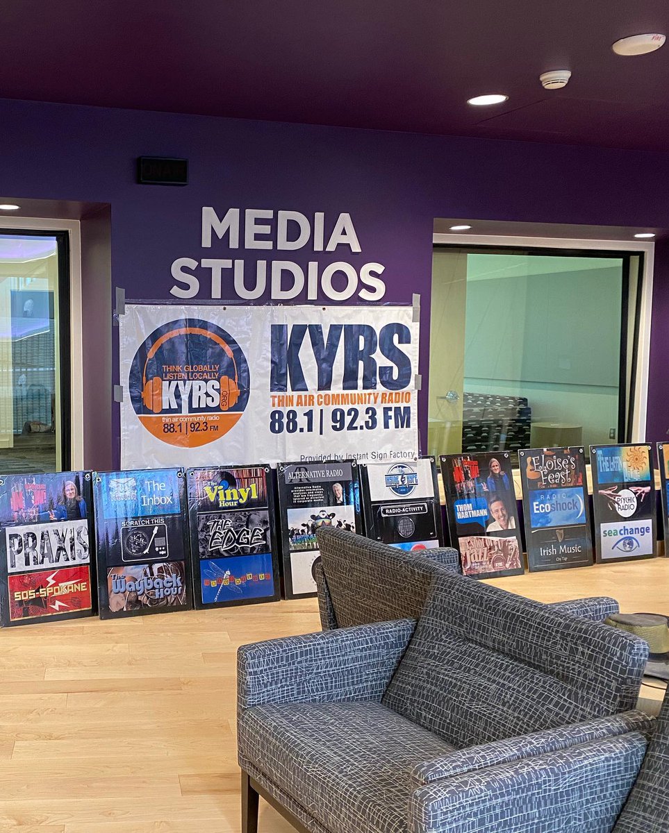 kyrsfm's tweet photo. 𝗜𝗧 𝗦𝗧𝗔𝗥𝗧𝗦 𝗧𝗢𝗗𝗔𝗬!
𝗞𝗬𝗥𝗦 𝗶𝘀 𝗻𝗼𝘄 𝗯𝗿𝗼𝗮𝗱𝗰𝗮𝘀𝘁𝗶𝗻𝗴 𝗳𝗿𝗼𝗺 𝗶𝘁𝘀 𝗻𝗲𝘄 𝘀𝘁𝘂𝗱𝗶𝗼 𝗶𝗻 𝘁𝗵𝗲 𝗖𝗲𝗻𝘁𝗿𝗮𝗹 𝗟𝗶𝗯𝗿𝗮𝗿𝘆. https://t.co/qyGQMoNaAE
