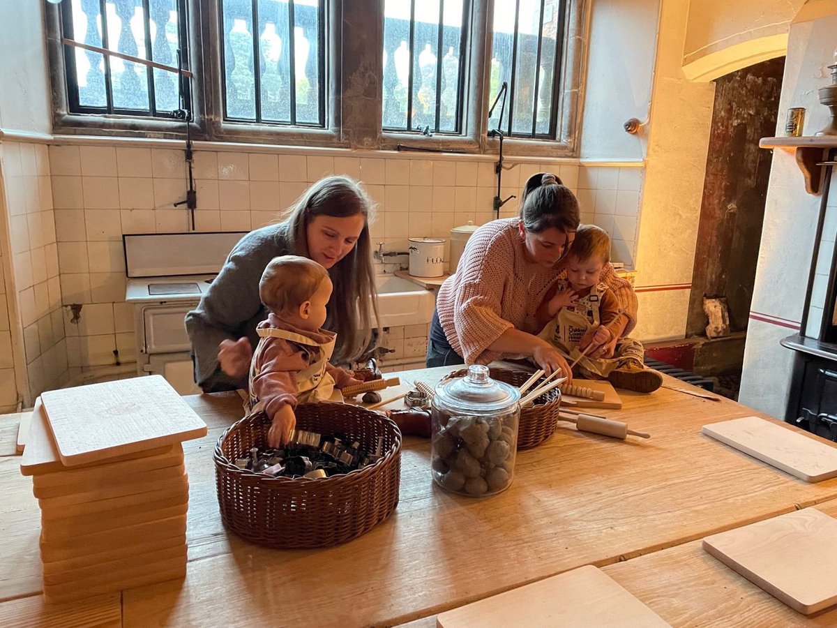 vpdd's tweet photo. The Children’s Country House at @Sudbury_HallNT is officially open! 🎉 

The first @nationaltrust property aimed specifically at children offers the perfect chance to step back in time and get hands on with history - with fun for the whole family! 🧸👑

👉 https://t.co/JIwY9XGpUK https://t.co/YR714CDlxi
