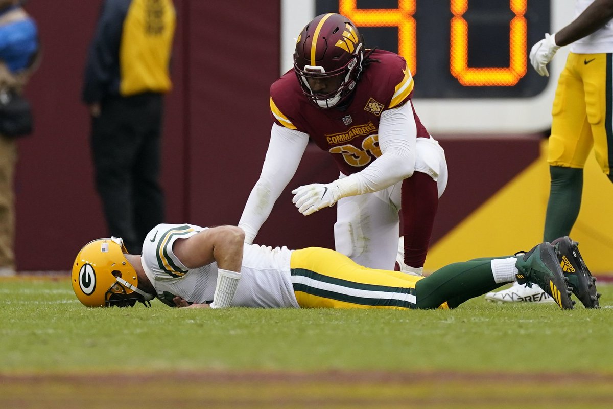 Just <a href="/AaronRodgers12/">Aaron Rodgers</a> doing his own research on the turf