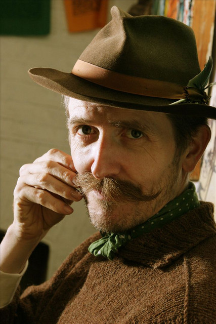 SotanoRadio3's tweet photo. Hoy pasamos la tarde con Billy Childish. Pintor, poeta, escritor y más de 100 álbumes editados con al menos una veintena de bandas. El padre del sonido Medway, icono del garage británico y uno de los creadores más singulares de las últimas décadas.
A las 8 pm en @radio3_rne https://t.co/CzSMDgodyJ