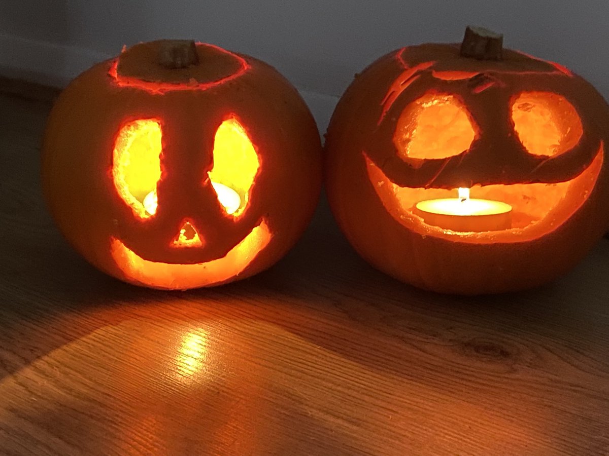 KateOwers's tweet photo. 🎃🎃The boys pumpkins @LarchwoodPA 🎃🎃 https://t.co/BuTL5z6fpE